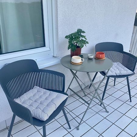 Moderne Wohnung Mit Terrasse & Parkplatz; Naehe Bwzk & Amazon Coblenza Esterno foto